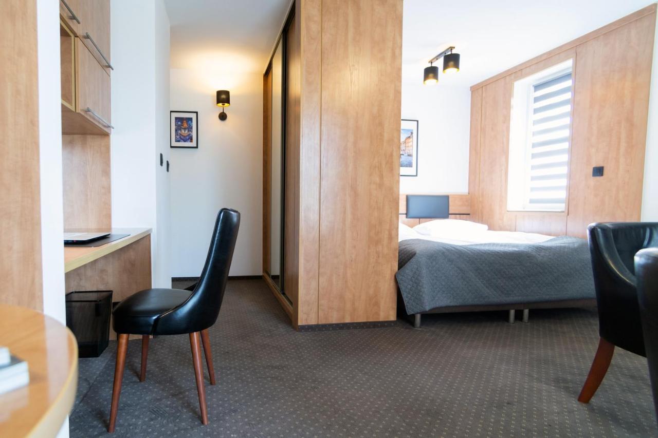 Apartahotel - 3*