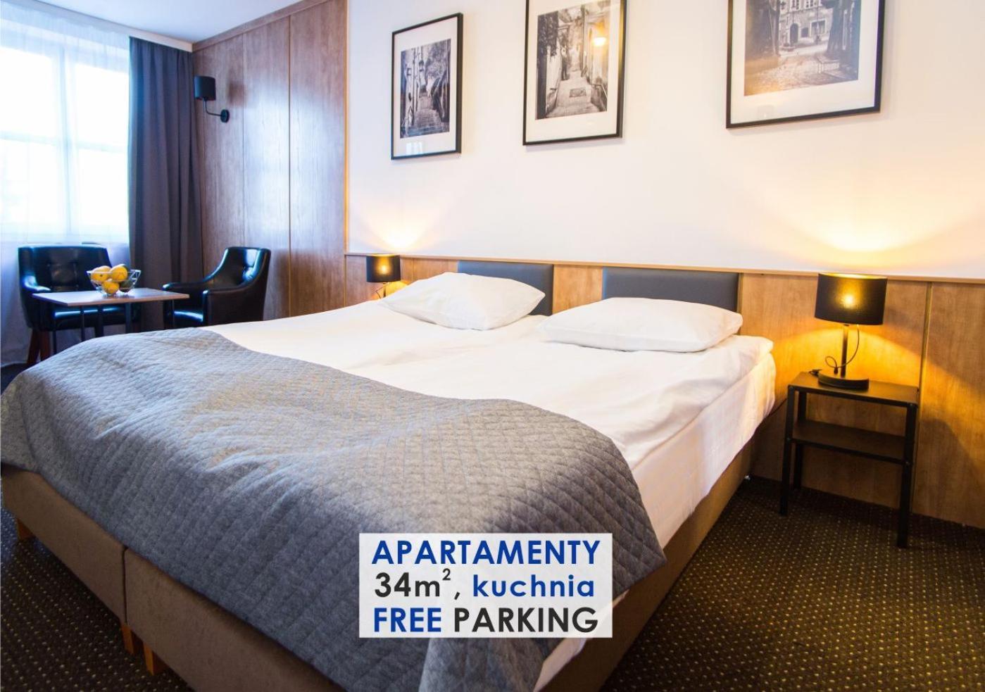 - Apartahotel